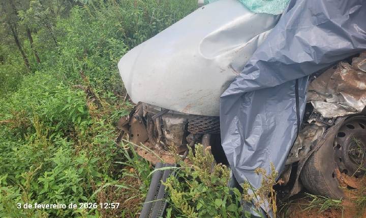Dois mortos em grave acidente na MGC-452