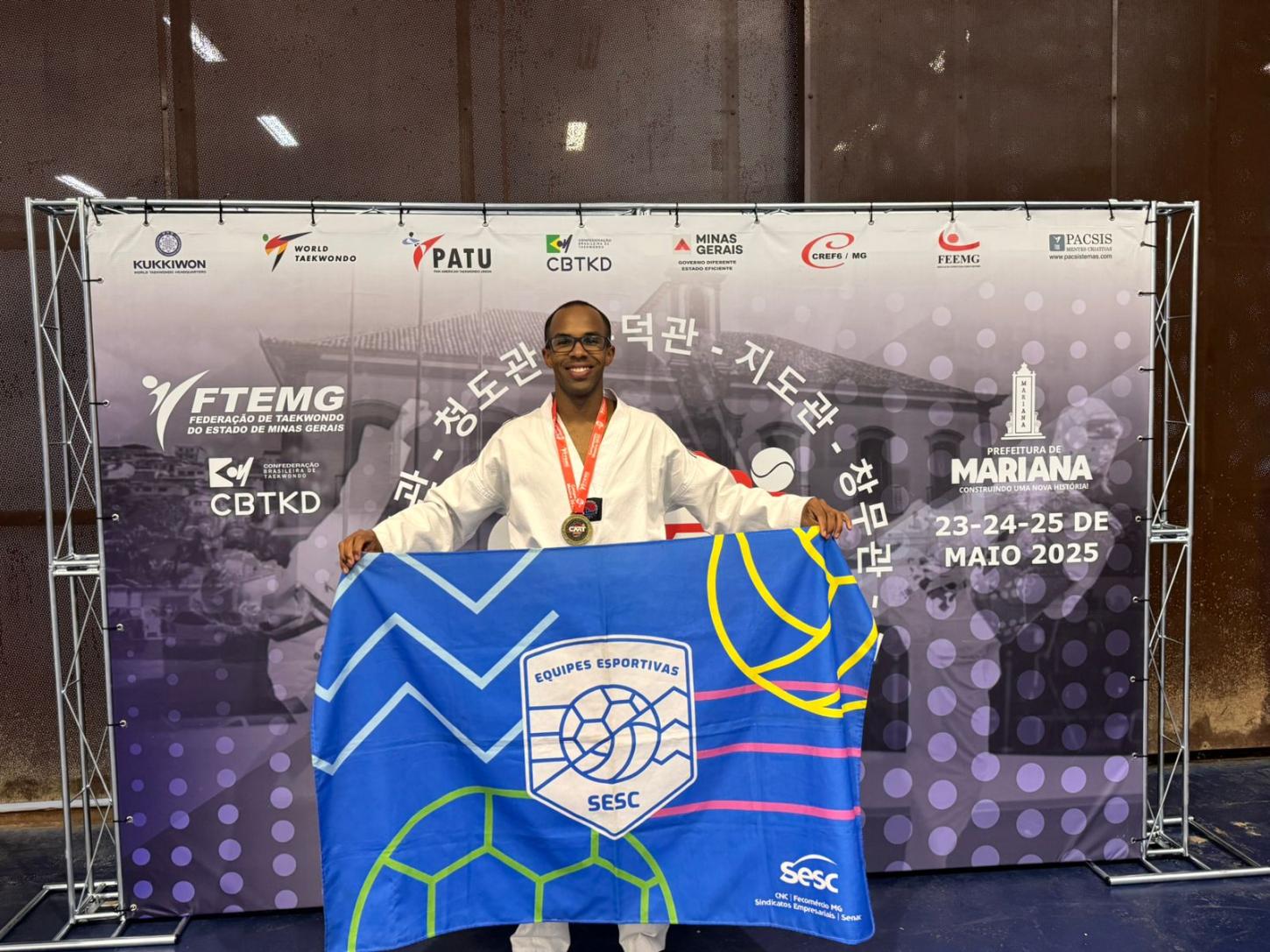 Equipe Sesc Araxá conquista oito títulos estaduais e mais de 20 medalhas no Campeonato Mineiro de Taekwondo 2025