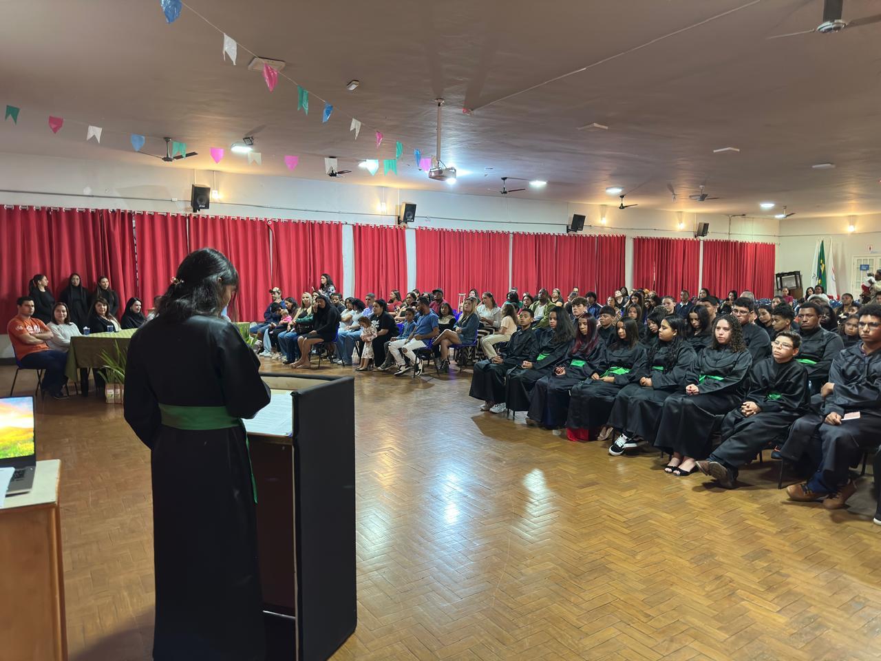 Casa do Pequeno Jardineiro forma 60 adolescentes e prepara edital para nova turma que iniciará em agosto