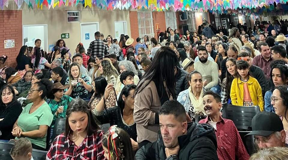 Festas Juninas fortalecem vínculos entre escolas e comunidade em Araxá