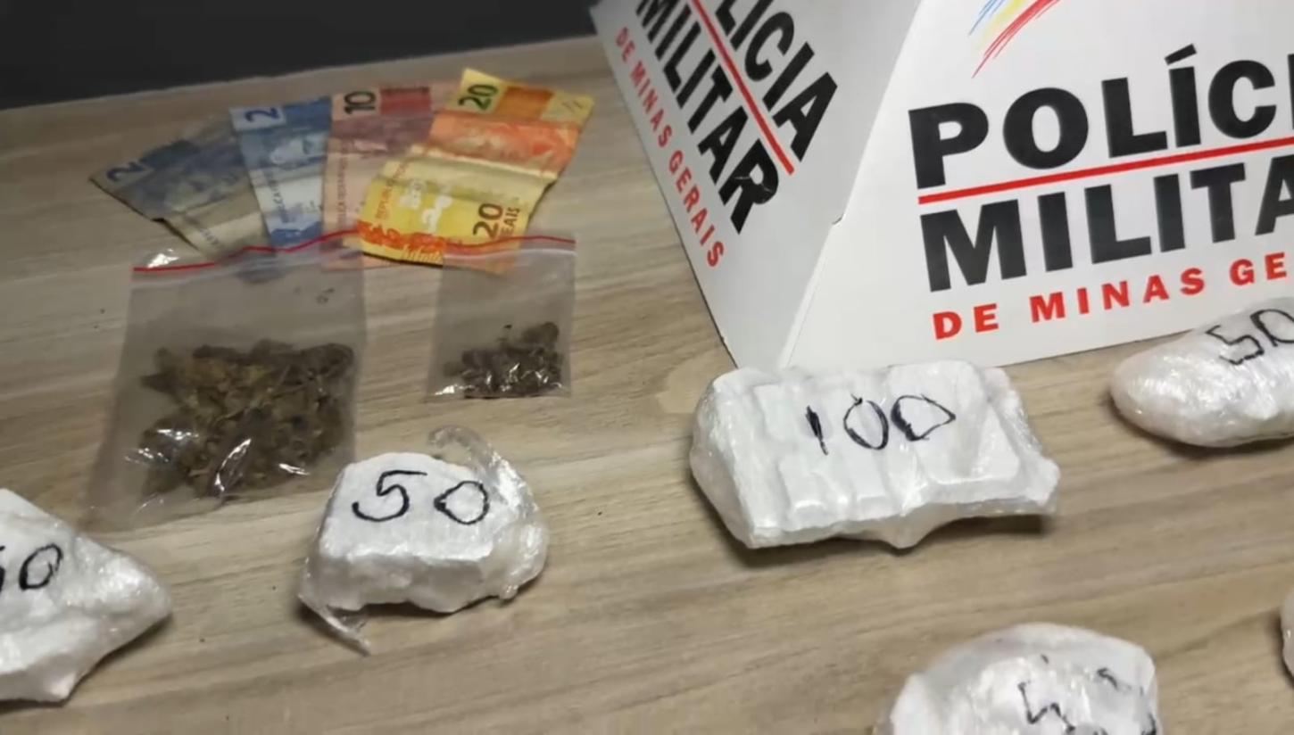 Polícia Militar apreende 800 gramas de cocaína e prende três homens em Araxá