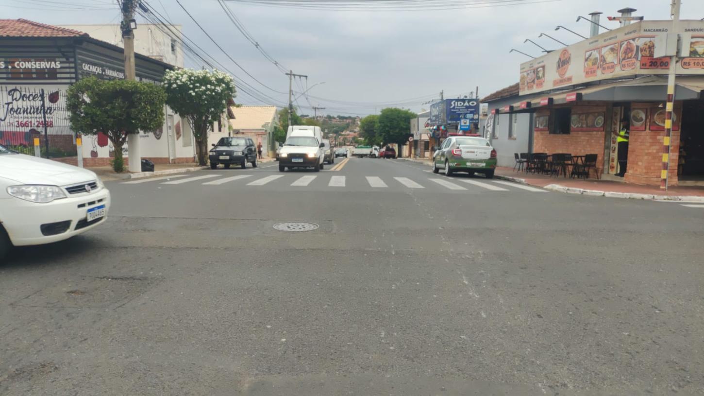 Rua Uberaba fica parcialmente interditada neste sábado