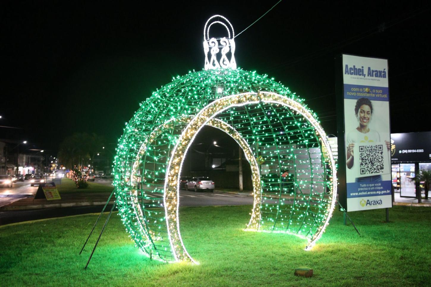 Natal Iluminado leva magia aos bairros de Araxá e encanta moradores com novos pontos de visitação