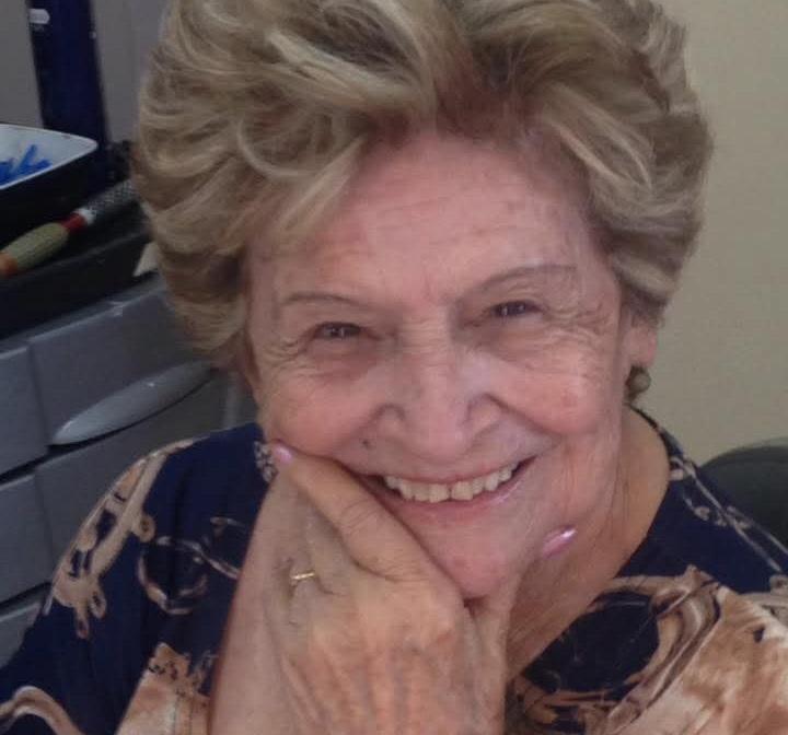 Academia Araxaense de Letras realiza entrega de comendas e posse da Ajule durante homenagem a Maria de Lourdes Bittencourt no Fliaraxá