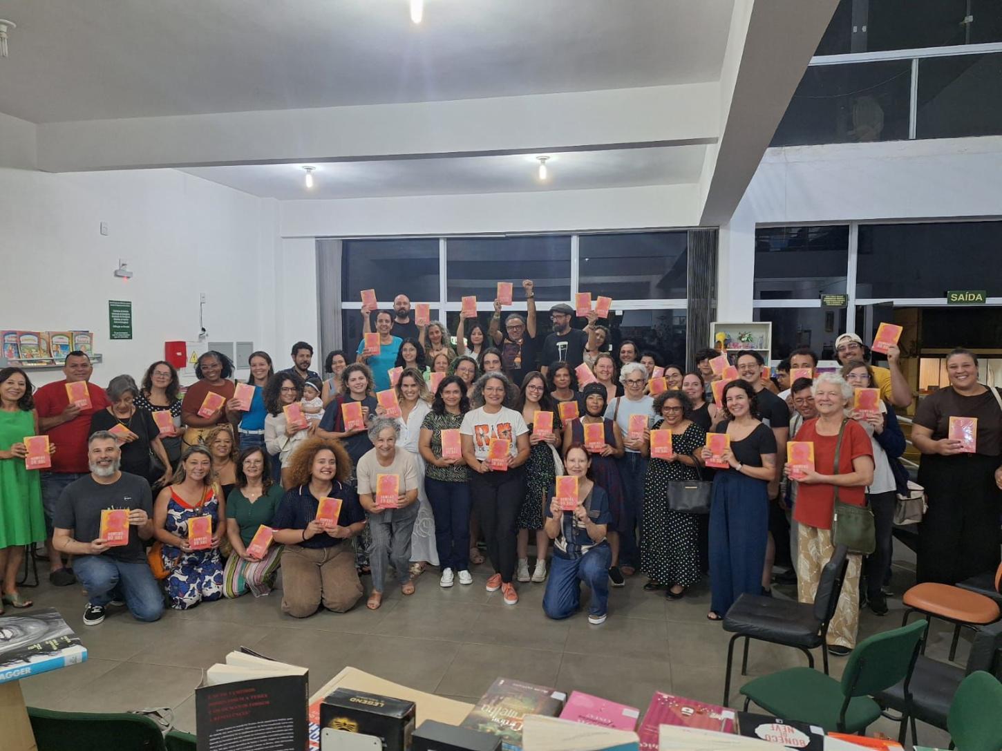Clube do Livro do Fliaraxá promove novo encontro nesta sexta-feira (08/05)