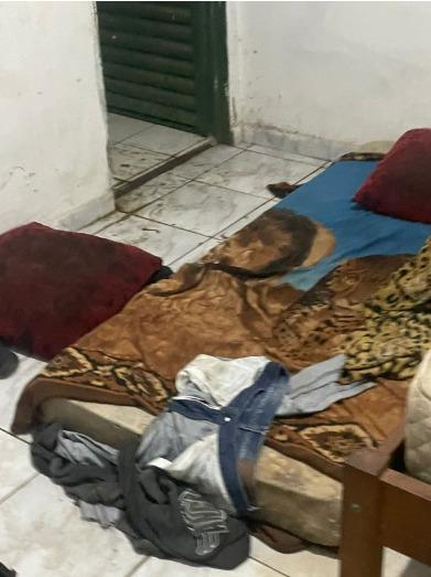 Mulher é presa suspeita de esfaquear homem e atear fogo no corpo da vítima 