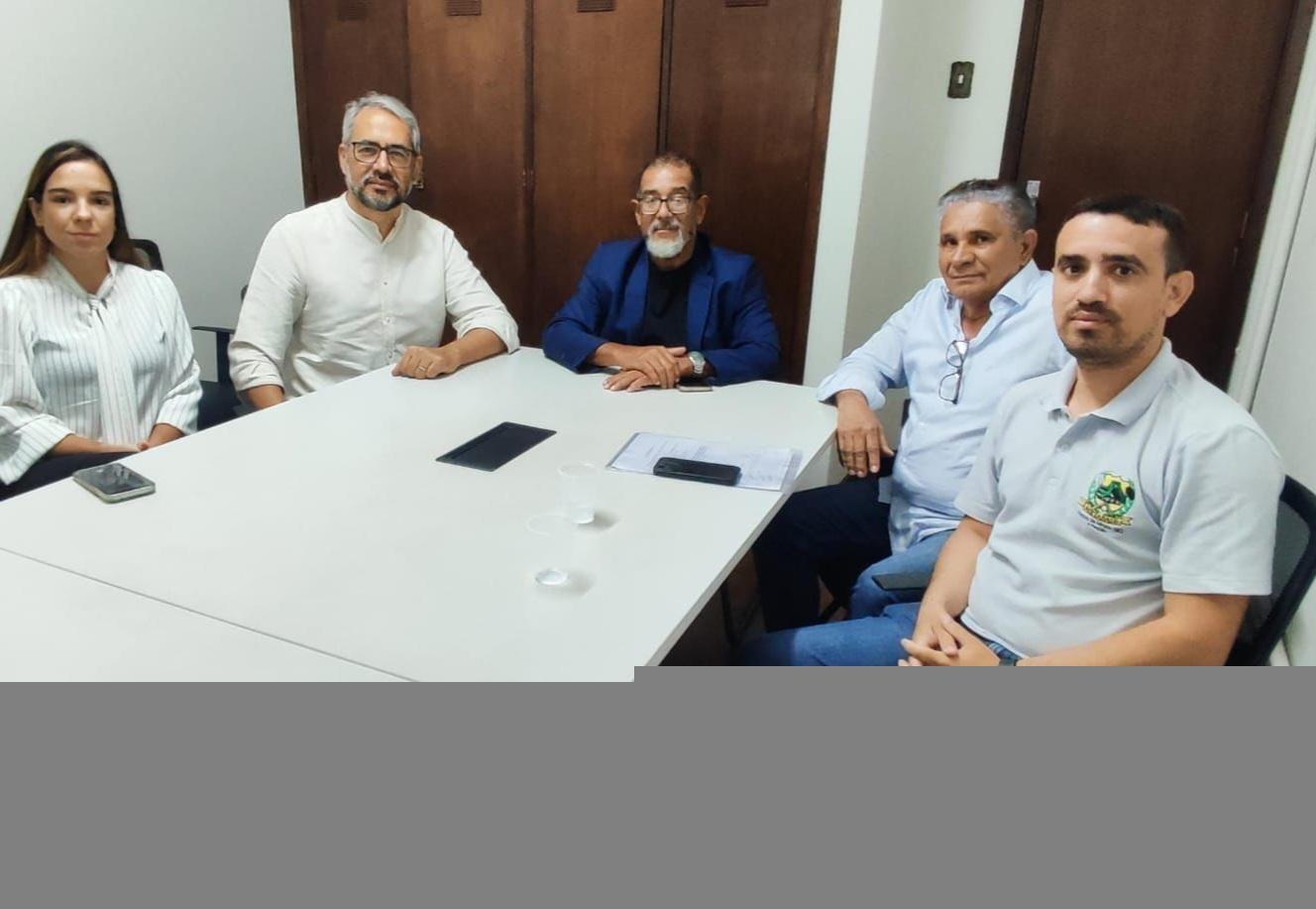 Prefeitura e Ministério do Trabalho articulam ações para apoiar trabalhadores desligados da Mosaic