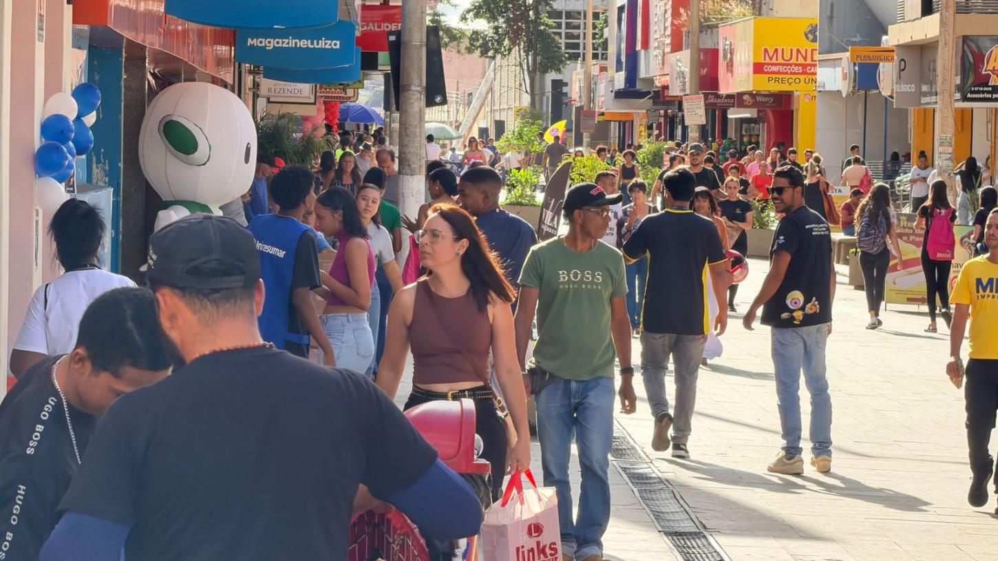 Procon Araxá orienta consumidores para compras seguras no Dia das Mães