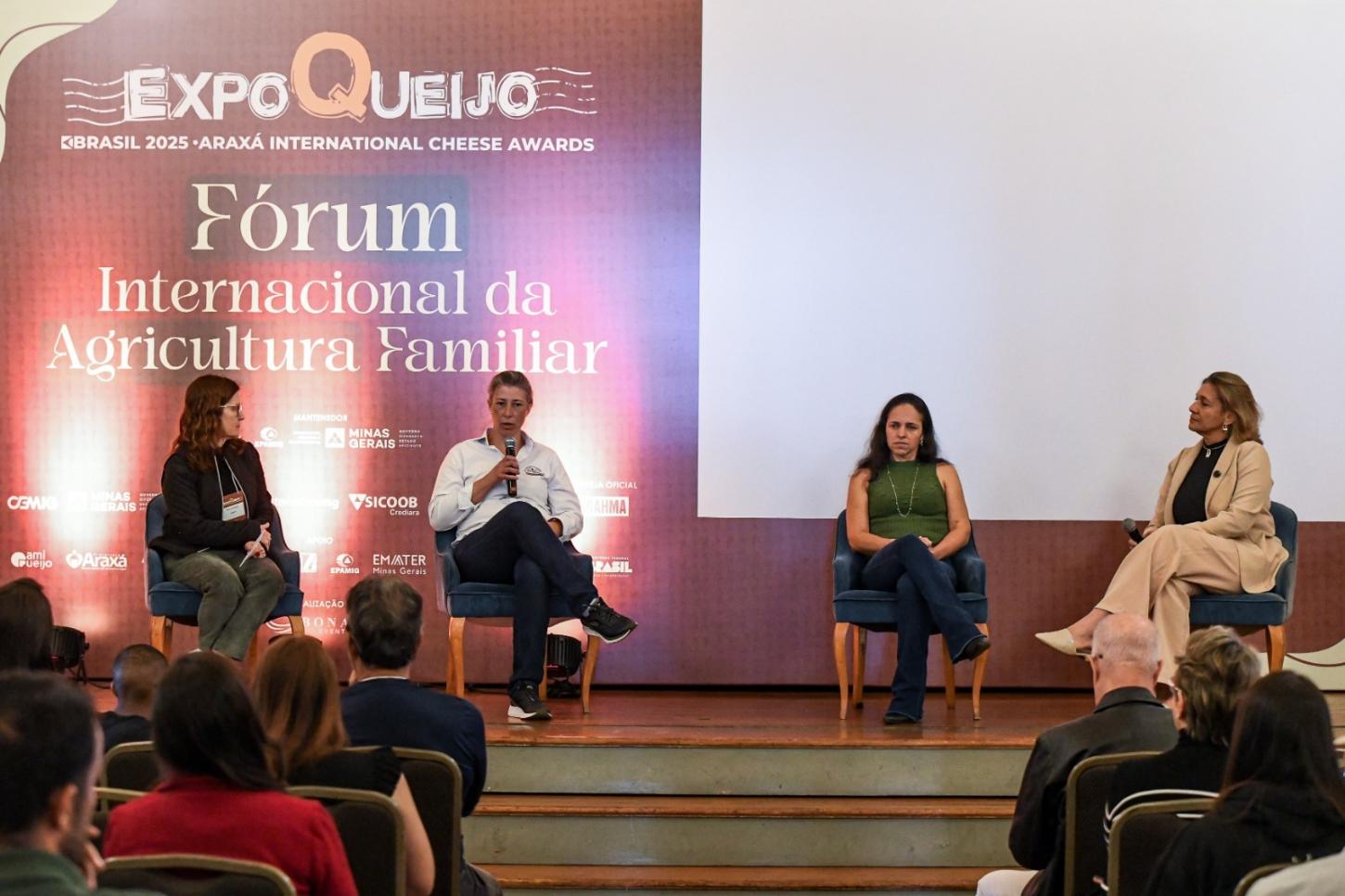 Futuro do queijo artesanal entra em debate na ExpoQueijo Brasi