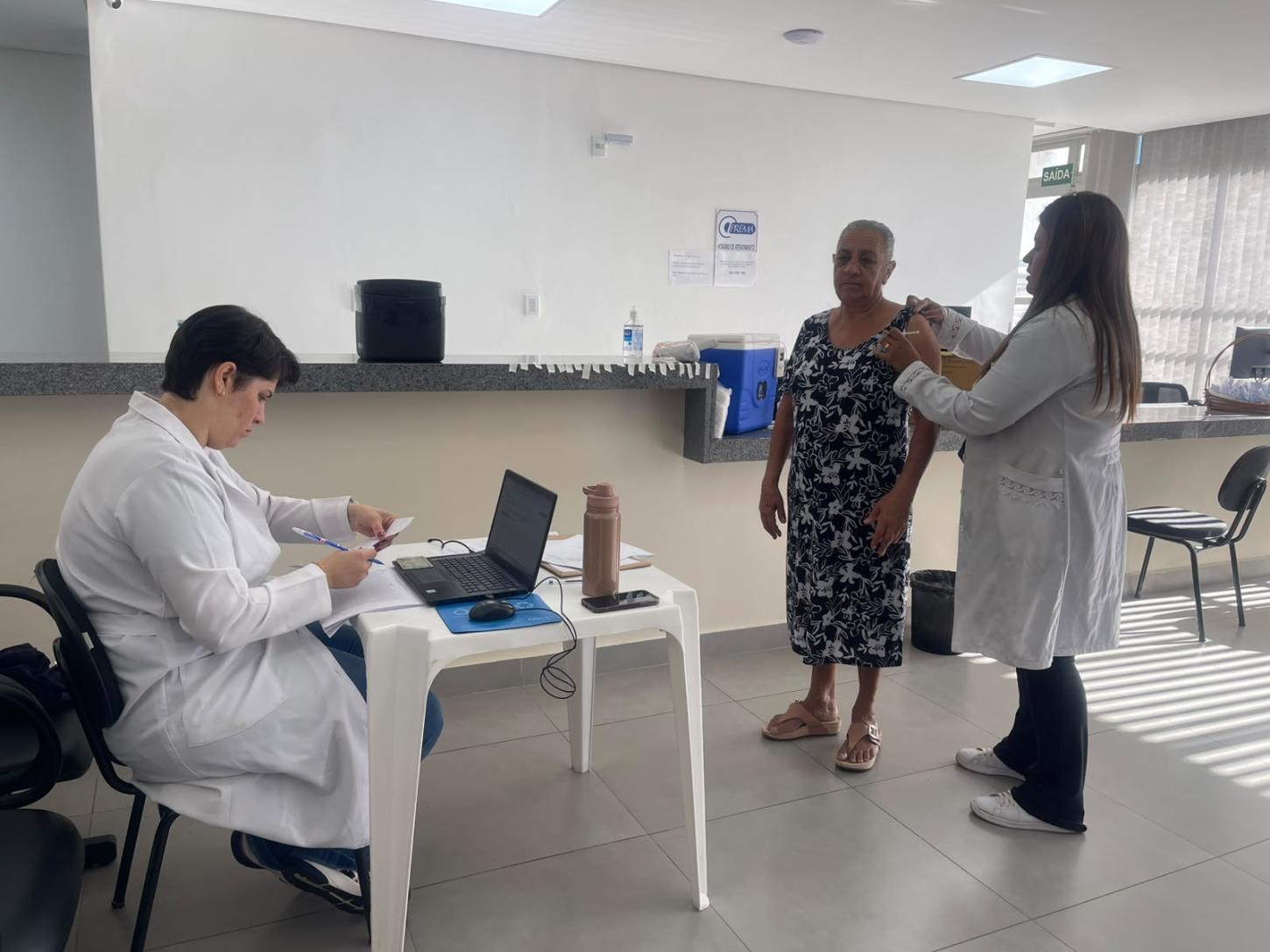 Prefeitura de Araxá promove ação de conscientização e prevenção à violência contra a pessoa idosa