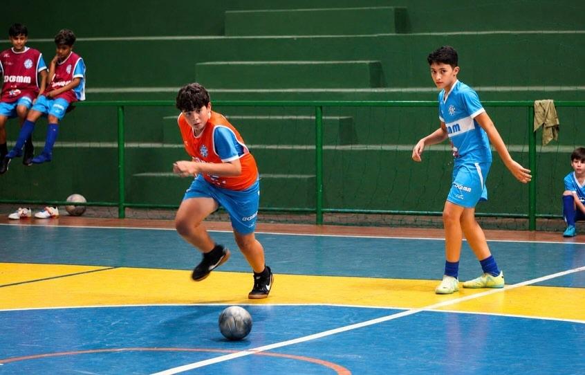 Projeto Lobinho Transformando Vidas fortalece desenvolvimento social e esportivo de centenas de jovens