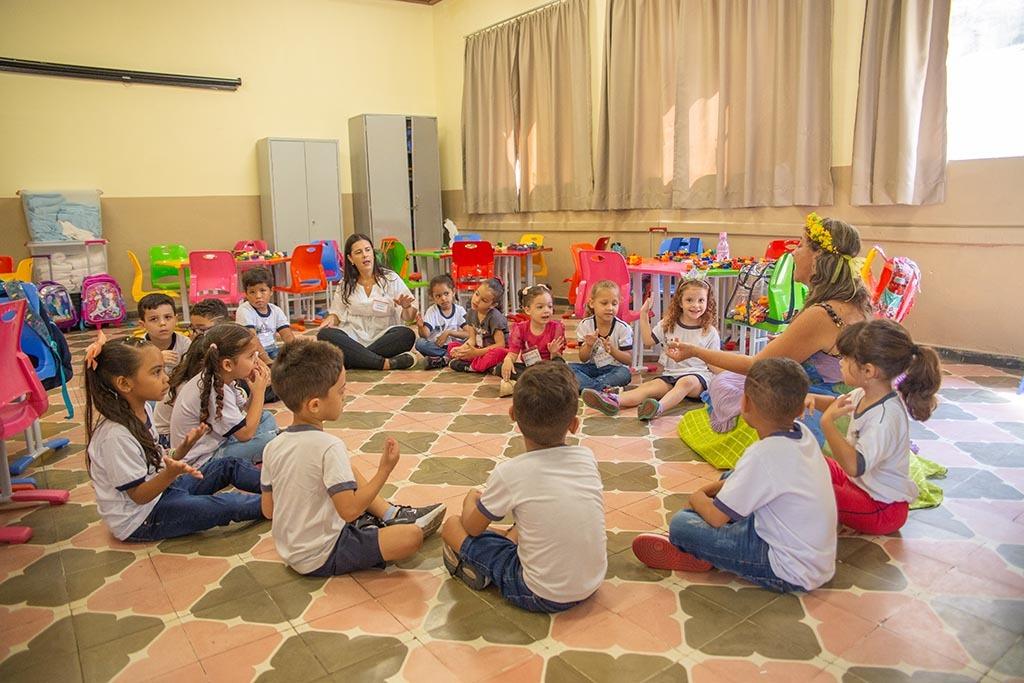Após o recesso escolar, mais de 14 mil alunos voltam às aulas nesta segunda-feira (3)