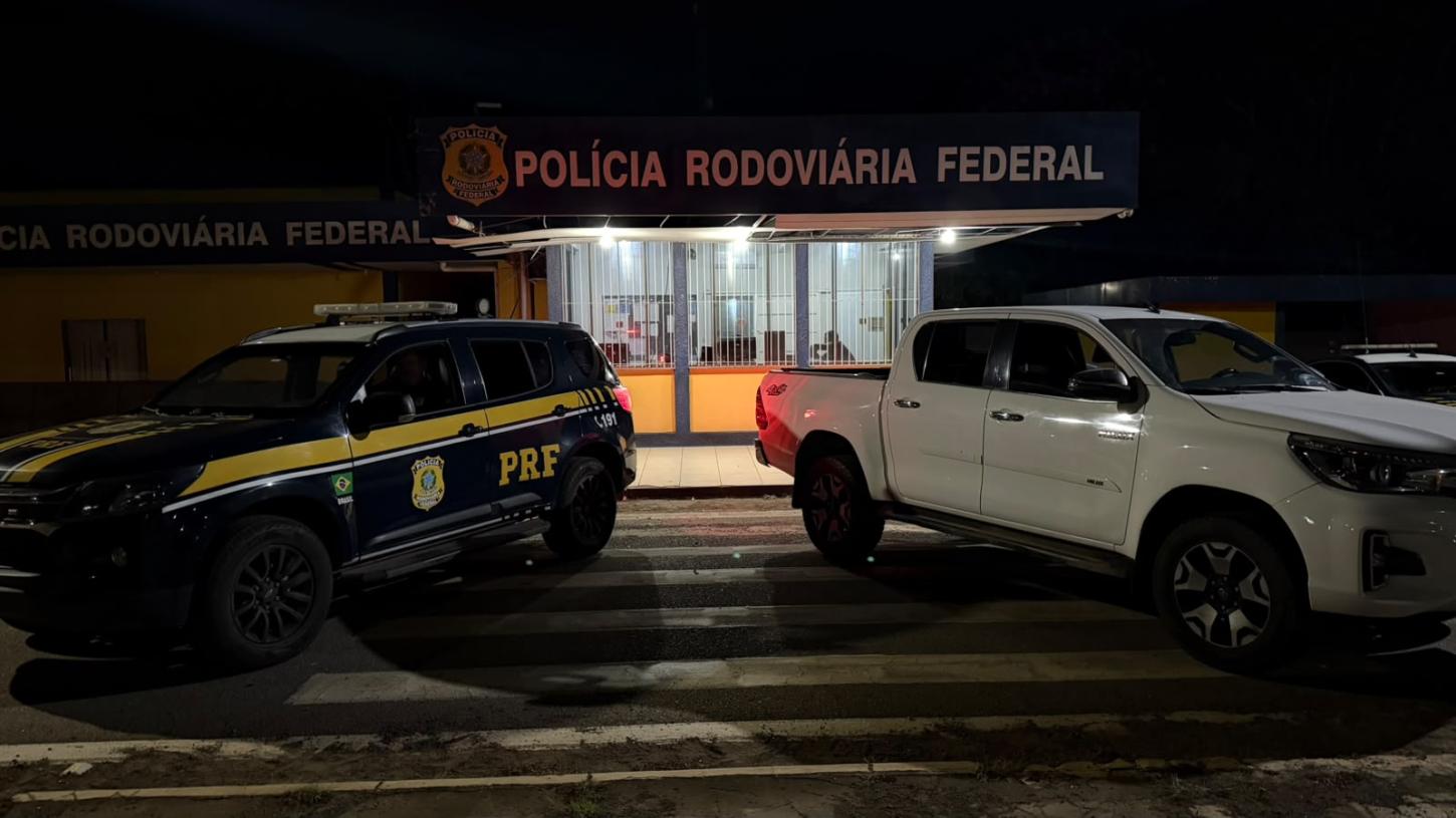 PRF identifica veículo adulterado e recupera carro furtado na BR-262