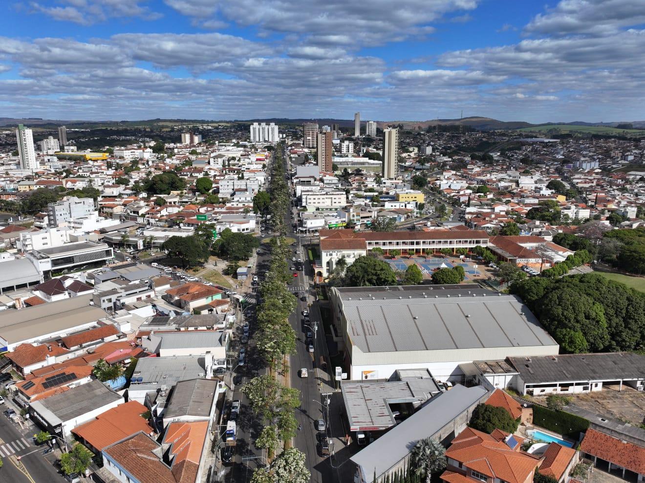 Araxá é a 4ª cidade de Minas Gerais que mais gerou empregos formais no primeiro semestre de 2026