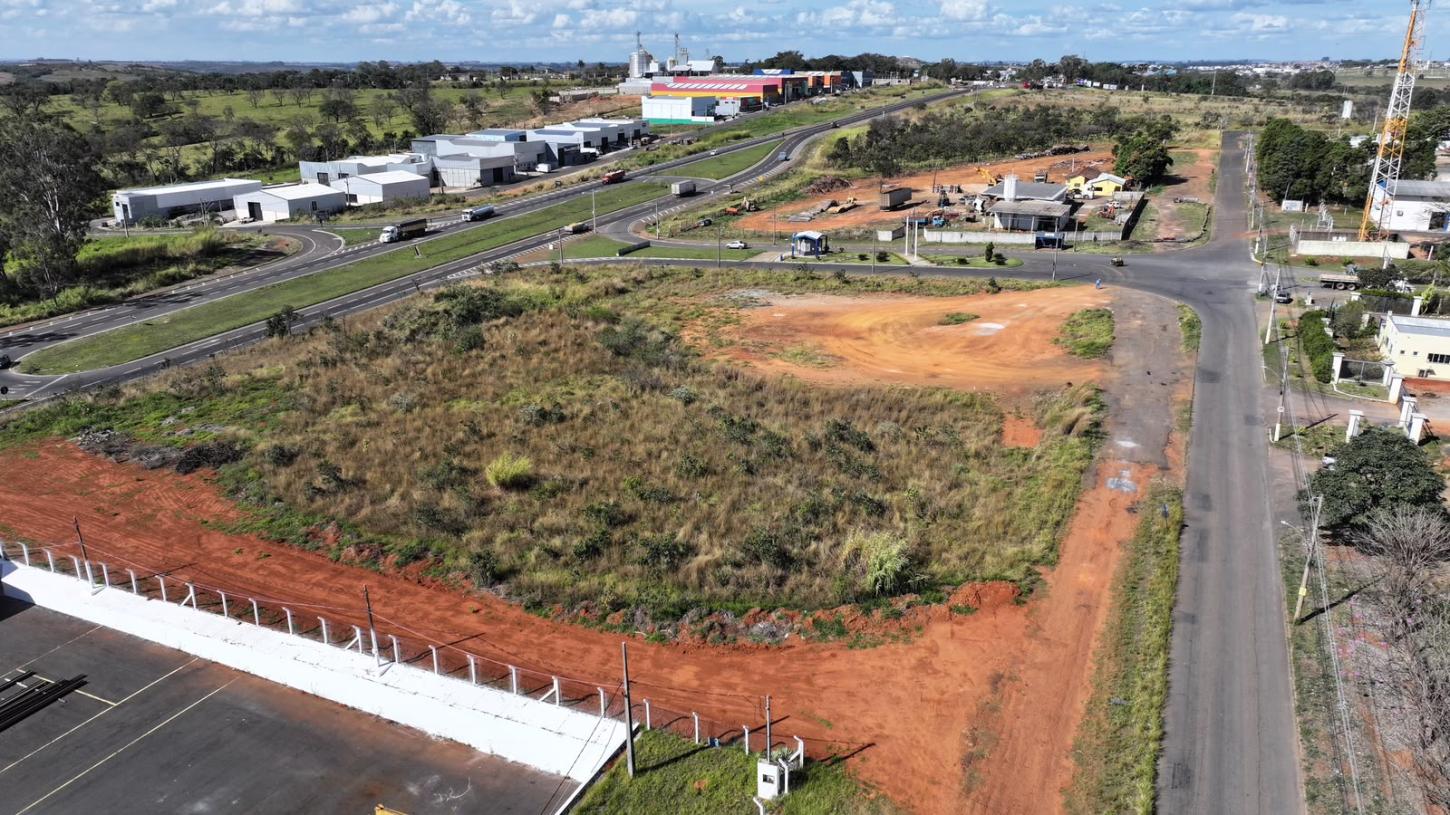 Prefeitura de Araxá realiza leilão on-line de 12 terrenos no Distrito Industrial