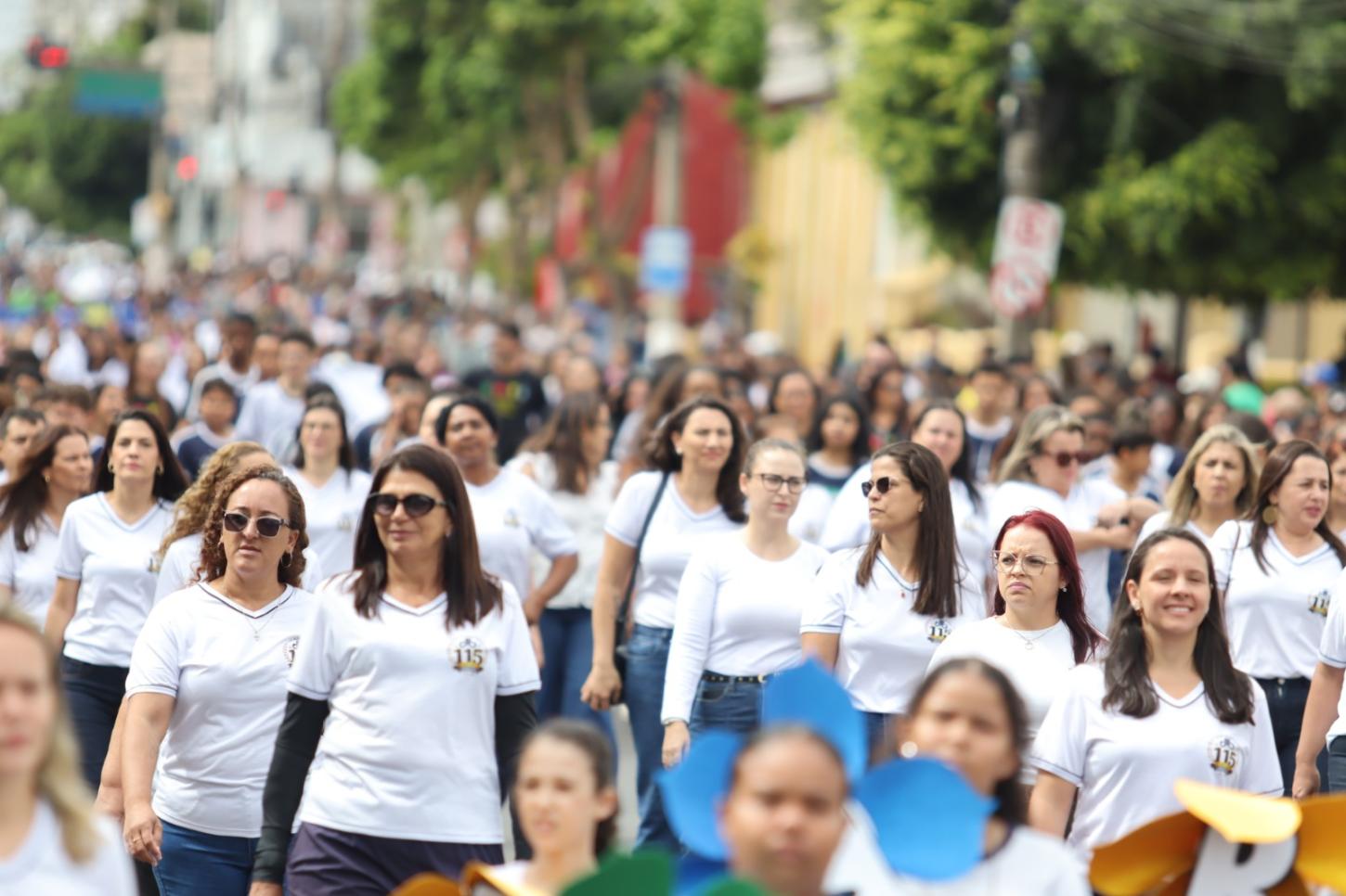 Desfile em Araxá