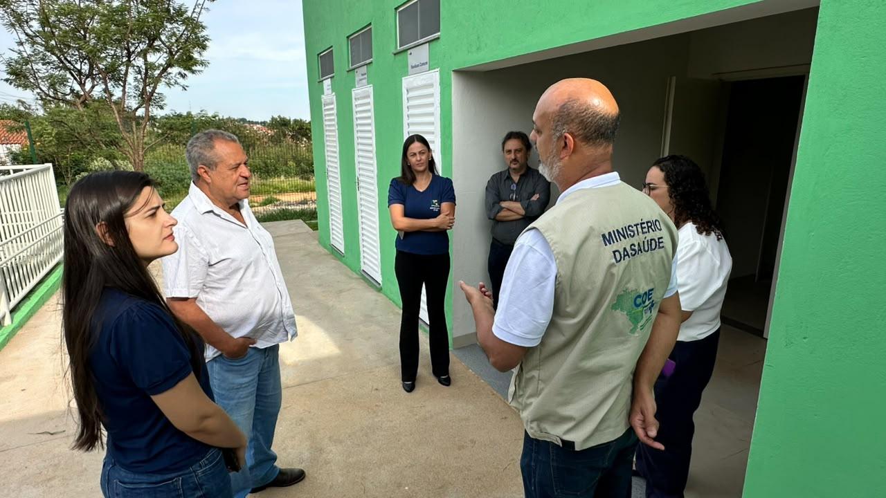 Comitiva do Ministério da Saúde vistoria obras da ESF Mangabeiras e do Caps AD em Araxá
