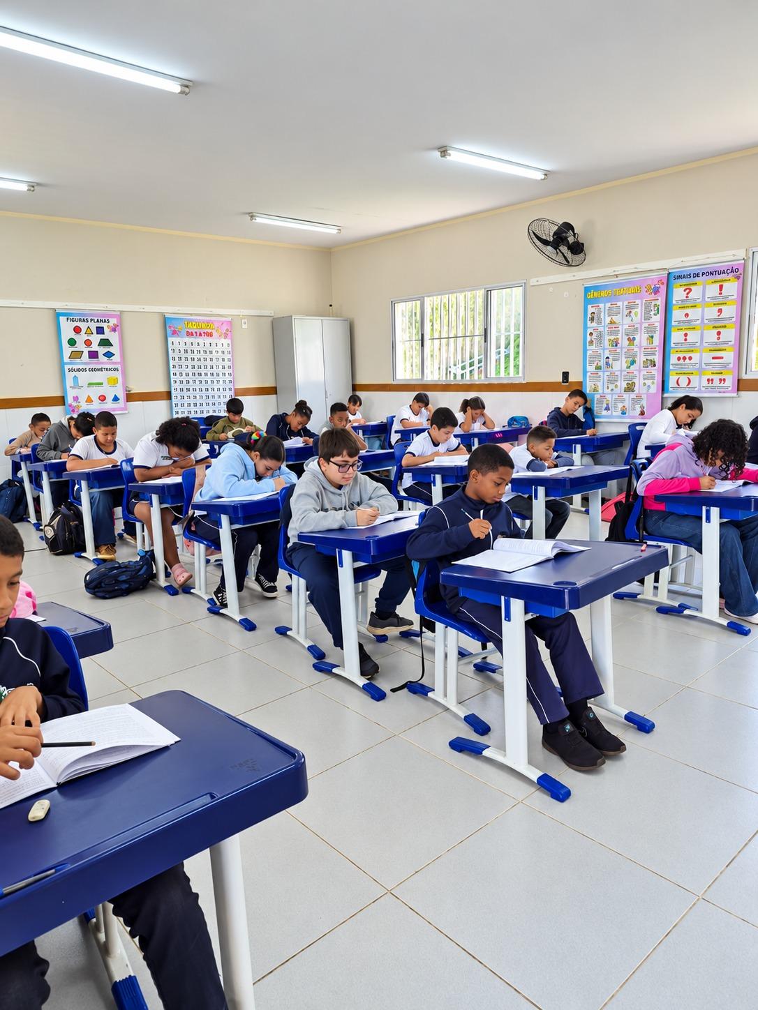Escolas públicas de Araxá iniciam avaliações do SIMAVE para acompanhar aprendizagem dos alunos