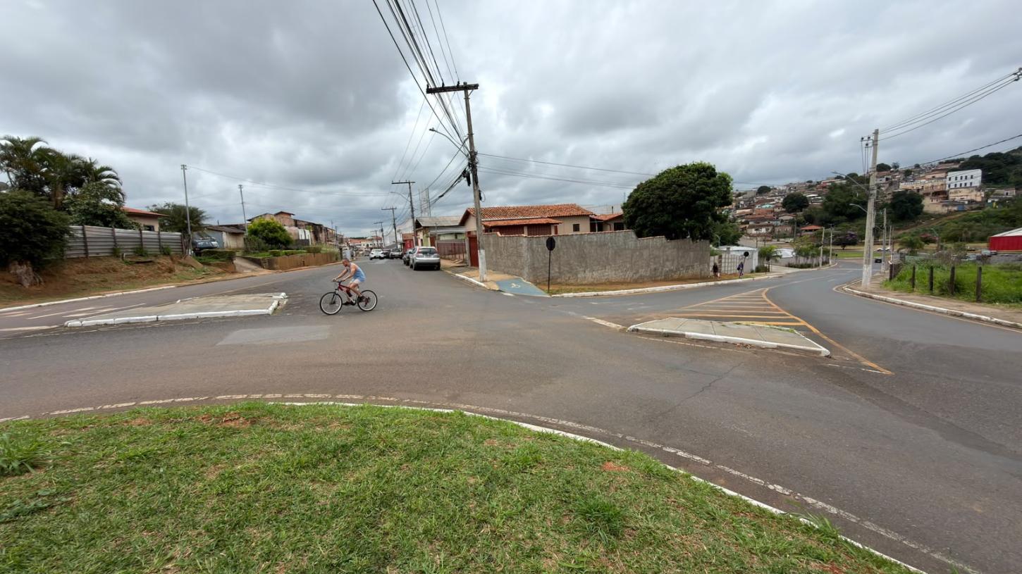 Rua Pará fica interditada para inicio das obras de recapeamento a partir desta quinta-feira (29)