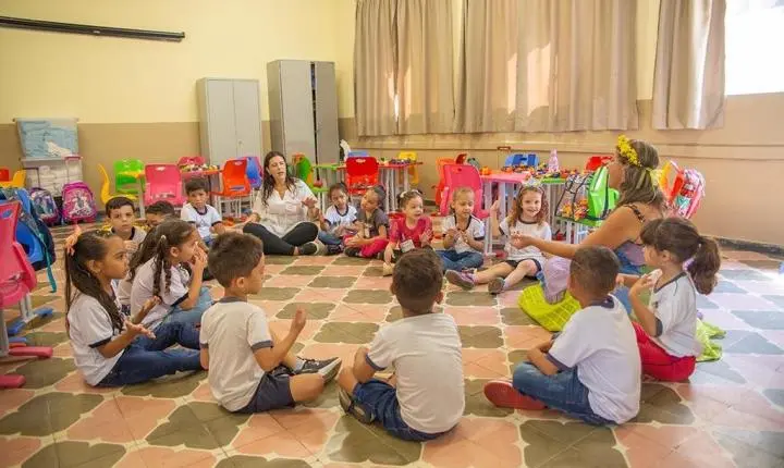 Após o recesso escolar, mais de 14 mil alunos voltam às aulas nesta segunda-feira (3)