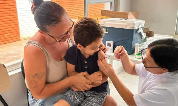 Araxá realiza o Dia D de Multivacinação para crianças e adolescentes neste sábado (20)