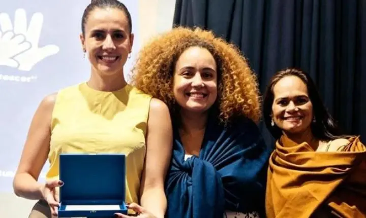 Araxá recebe Selo de Qualidade pelo Serviço de Família Acolhedora em congresso internacional