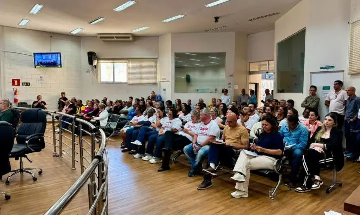 Audiência Pública reúne autoridades e comunidade para debater futuro da Rede de Urgência e Emergência