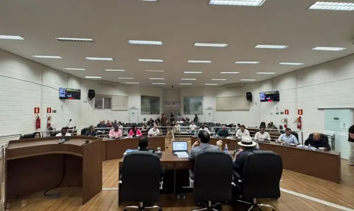 Câmara aprova onze Projetos de Lei na última Reunião de junho