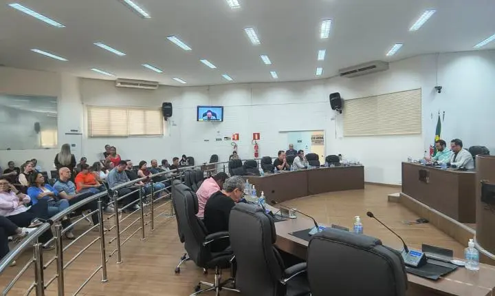 Câmara de Araxá debate desabastecimento de água e cobra investimentos e providências