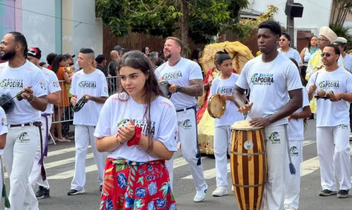 Desfile Cívico-Militar reúne cerca de 15 mil pessoas e encerra Semana da Pátria em Araxá