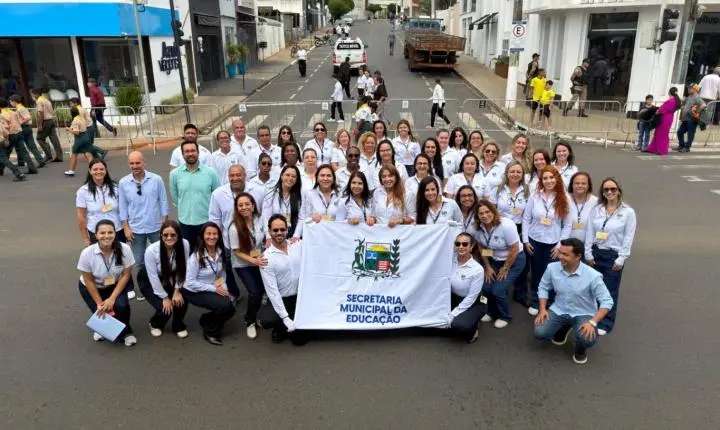 Desfile Cívico-Militar reúne cerca de 15 mil pessoas e encerra Semana da Pátria em Araxá