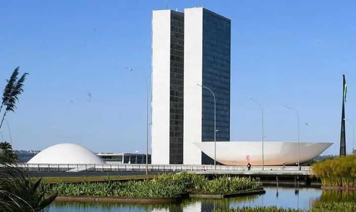 Domingos Sávio e Carlos Viana lideram votação para o Senado em Araxá
