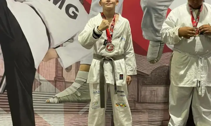 Equipe de Araxá conquista títulos e classificações na 3ª etapa do Campeonato Mineiro de Taekwondo