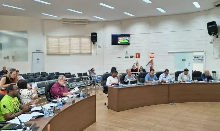 Legislativo aprova LDO 2027 em Reunião Extraordinária