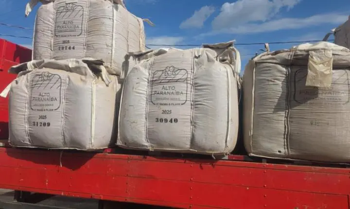 PCMG PRENDE EM FLAGRANTE EMPRESÁRIO POR RECEPTAÇÃO DE CARGA DE CAFÉ 