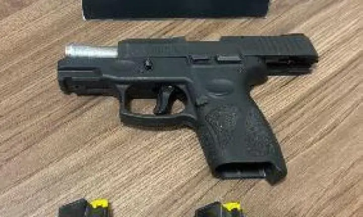 Polícia Civil apreende pistola usada em briga de trânsito no bairro Pão de Açúcar, em Araxá