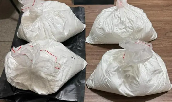 Polícia Civil descobre e fecha laboratório de drogas em Araxá 