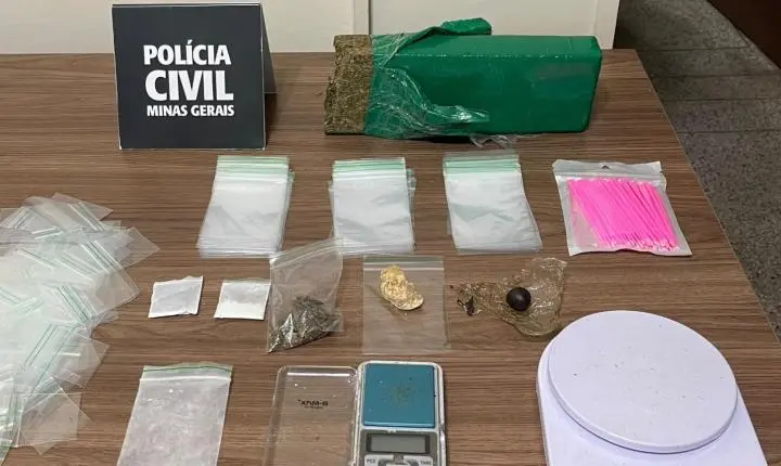 Polícia frustra retirada de drogas ordenada por preso em Araxá