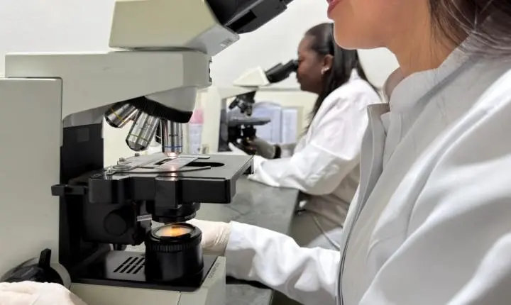 Prefeitura de Araxá amplia oferta de exames pelo SUS com três novos laboratórios credenciados