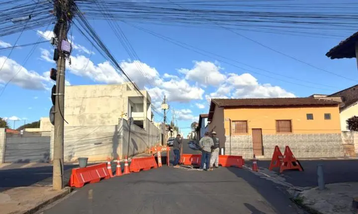 Prefeitura inicia obras de drenagem e reconstrução do pavimento na Rua Capitão José Porfírio