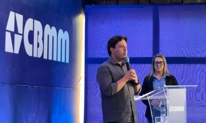 Prefeitura participa de homenagem que dá nome de José Alberto de Camargo à avenida de acesso à CBMM