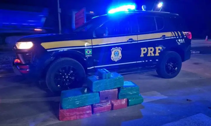 PRF prende duas mulheres transportando mais de 130 kg de maconha na BR-262