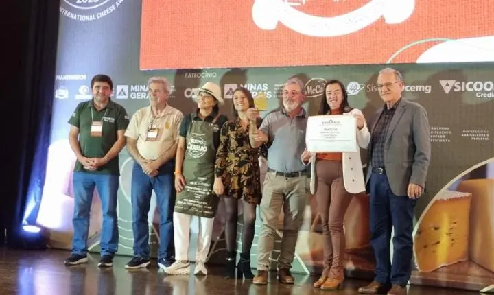 Produtores brasileiros comemoram presença de queijos premiados na ExpoQueijo em concurso no Uruguai