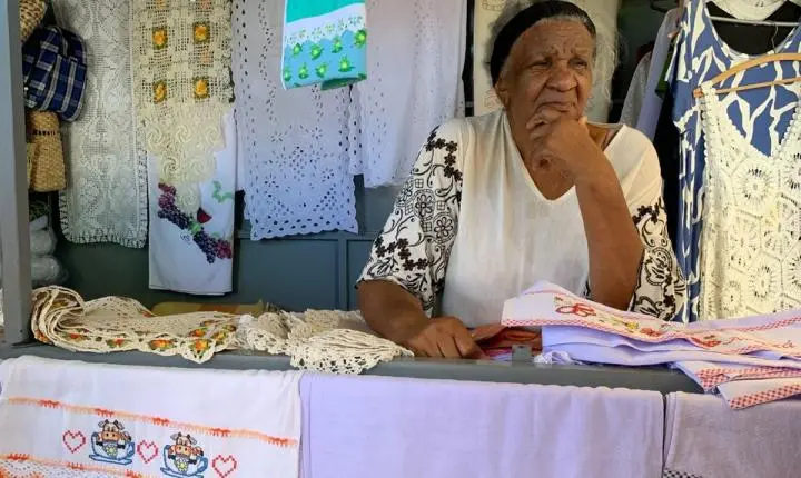 Programa Araxá Feita à Mão inicia oficinas para fortalecer o artesanato e ampliar oportunidades de renda