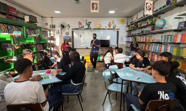 Projeto Cativeiro conscientiza estudantes de Araxá sobre o tráfico de animais silvestres