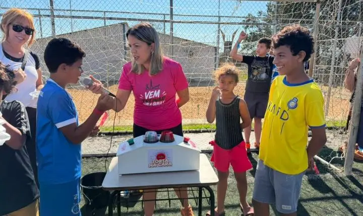 Secretaria de Esportes promove recreação infantil durante a 2ª Caminhada À Flor da Pele